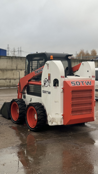 МИНИ ПОГРУЗЧИК с бортовым поворотом SDTW TWS 45 HV Market