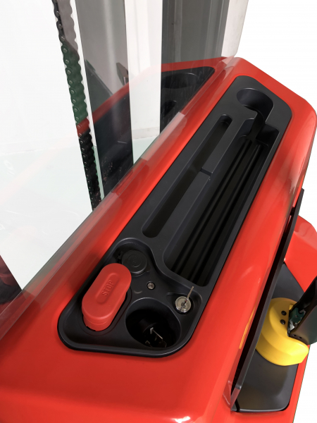 Самоходный штабелер NOBLELIFT PSE12B, DX 3200мм, вилы 570х1150, 100Ач. (2023г.) HV Market