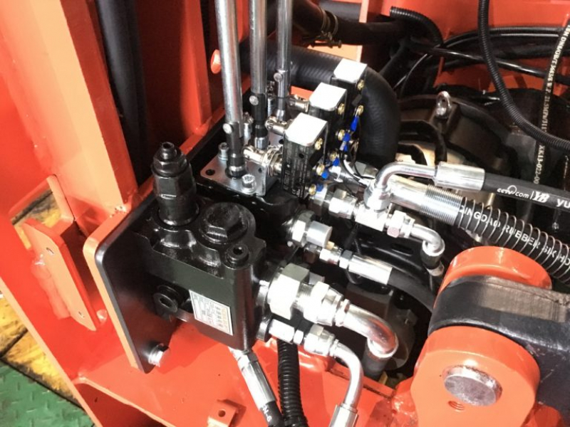 Электрический вилочный погрузчик FE4P16N Duplex mast (Свинц-кислот 400Ач, В-3600мм) HV Market
