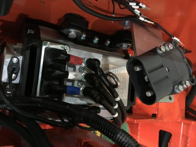 Электрический вилочный погрузчик FE4P30N Duplex mast (Литий 554Ач, FFL, В-3300мм) HV Market