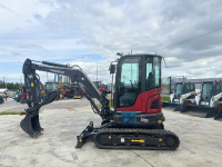 Мини-экскаватор QUADTRAC E40 PRO (4т, кабина, A/C, квикаплер, бур, 3 ковша) HV Market