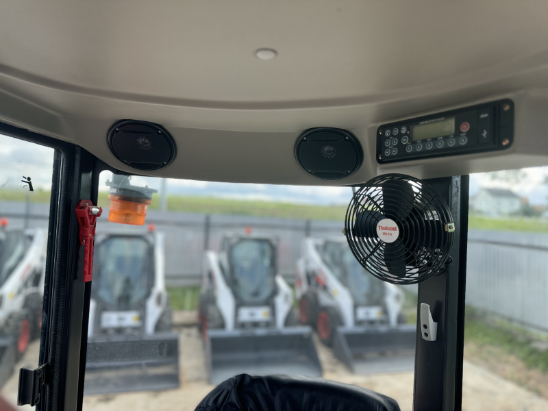 Мини-экскаватор QUADTRAC E40 PRO (4т, кабина, A/C, квикаплер, бур, 3 ковша) HV Market