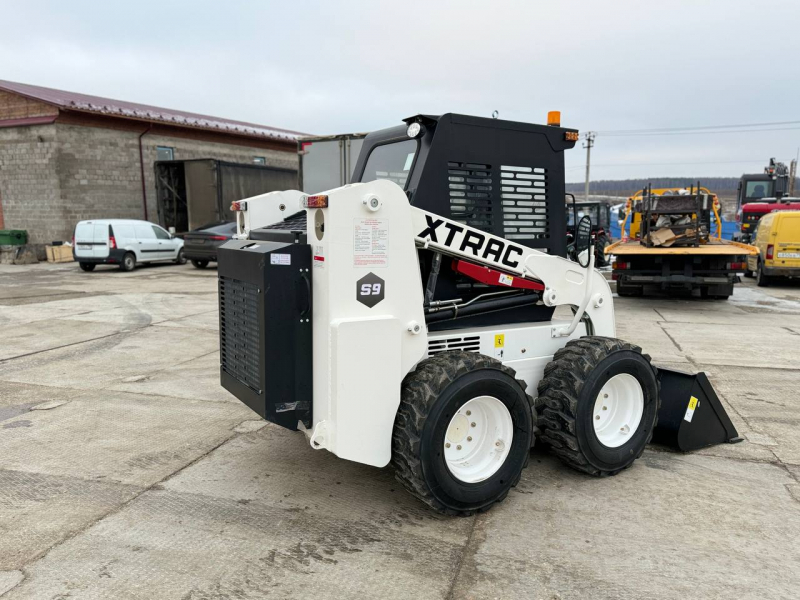 Мини-погрузчик XTRAC S9 (950 кг) HV Market
