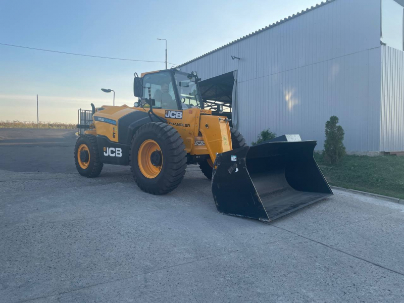 Телескопический погрузчик JCB 540-70 HV Market