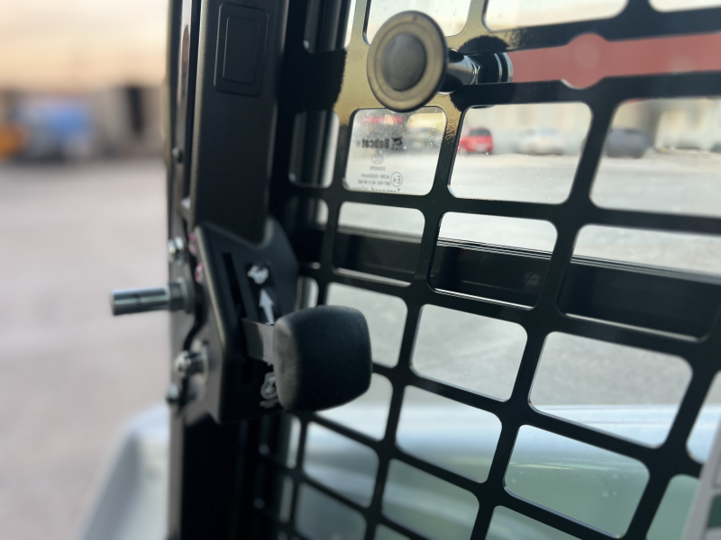 Мини-погрузчик BOBCAT S530 (Г/п 860 кг) HV Market