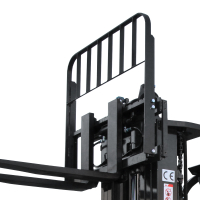 Электрический погрузчик YETT CPD25-A3H4-M-ZSM650-3W HV Market