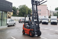 Газ-бензиновый вилочный погрузчик LG15GLT (Двигатель Nissan, В-3000мм)  HV Market