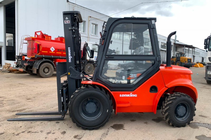 Дизельный вилочный погрузчик  CPCD35 4WD (Двигатель Yunnei, В-3000мм)  HV Market